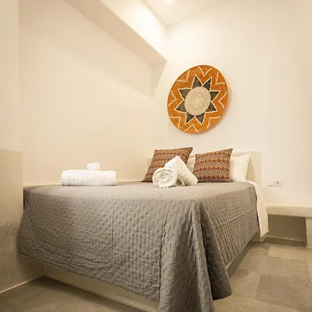 Ione Naxos City