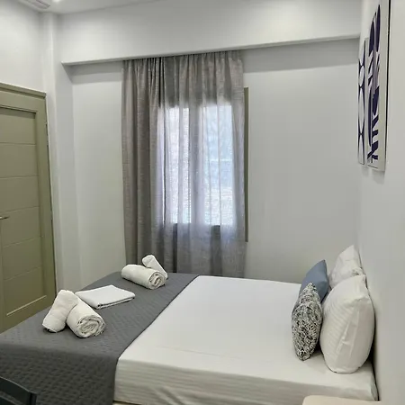 Ione Apartment *